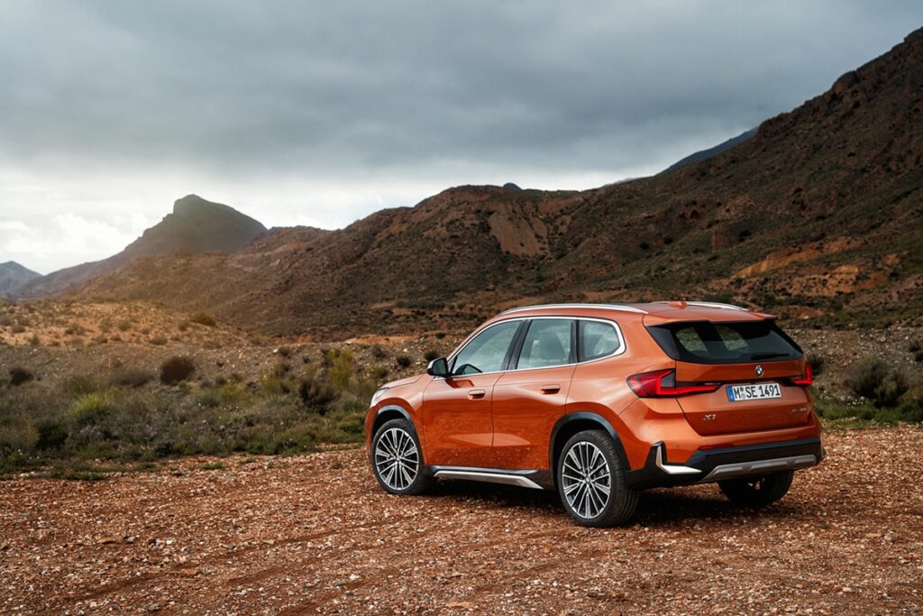"와 역대급 디자인!" BMW 뉴 X1 출시, 가격이 무려... 3 BMW