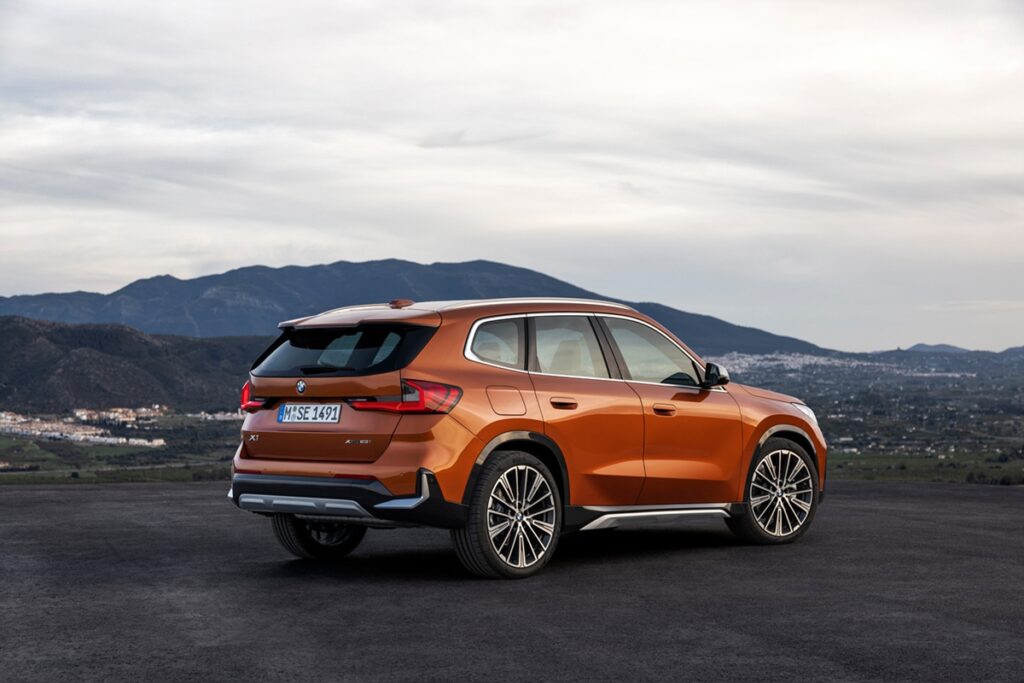 "와 역대급 디자인!" BMW 뉴 X1 출시, 가격이 무려... 7 BMW