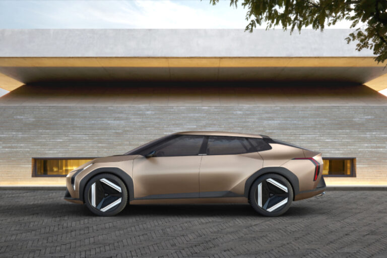 EV4