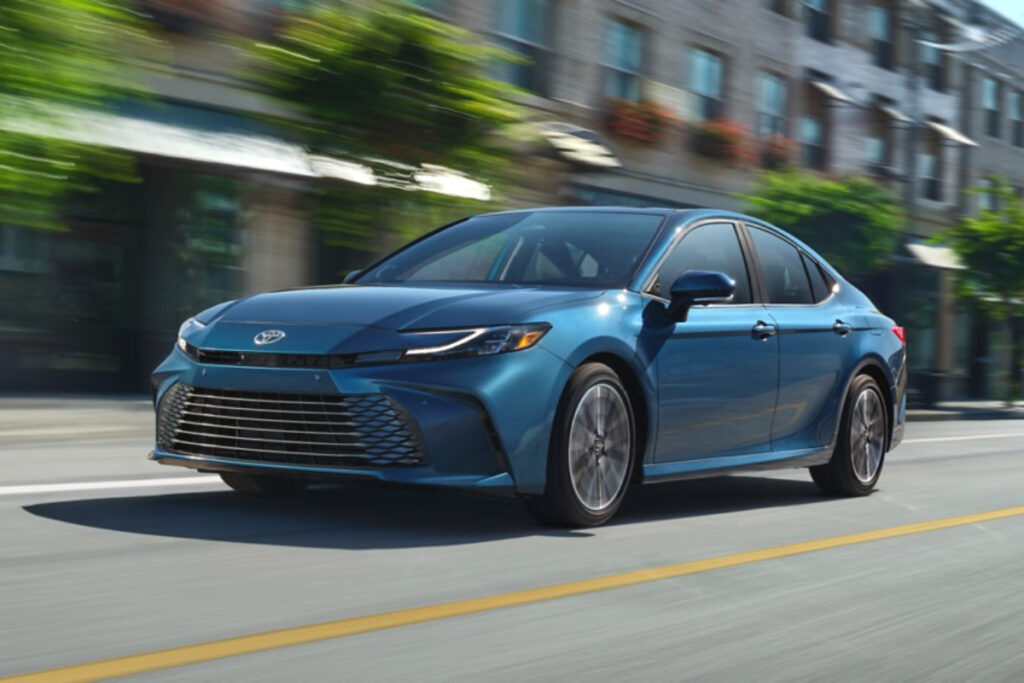 "현기차 어쩌나…" 토요타 신형 캠리 압도적인 디자인과 성능으로 모두를 홀렸다 5 캠리