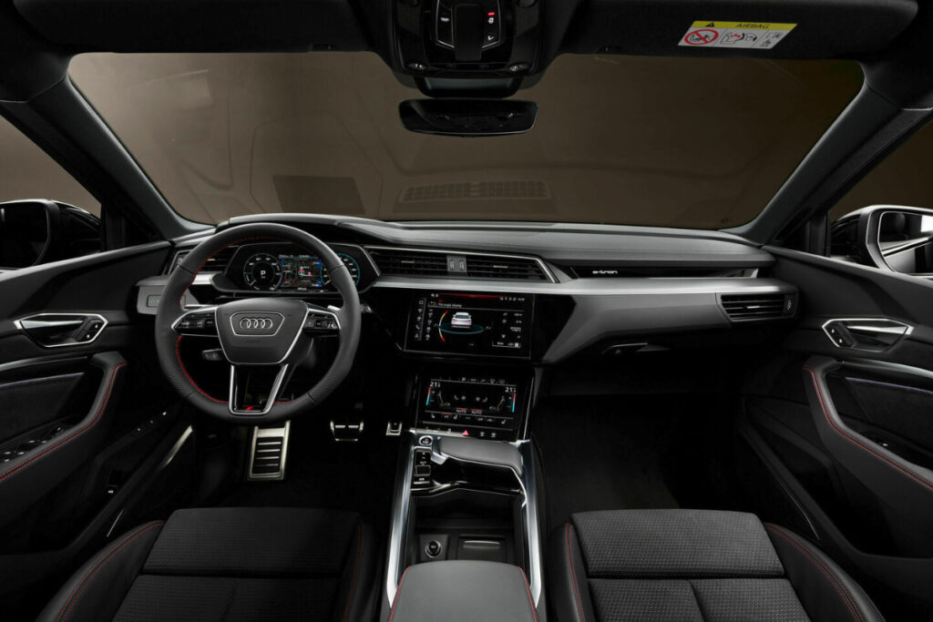 "와 이거 디자인이…" 오프로드 주행에 최적화된 전기 SUV, 모두의 시선 사로잡았다. 4 전기 SUV (4)