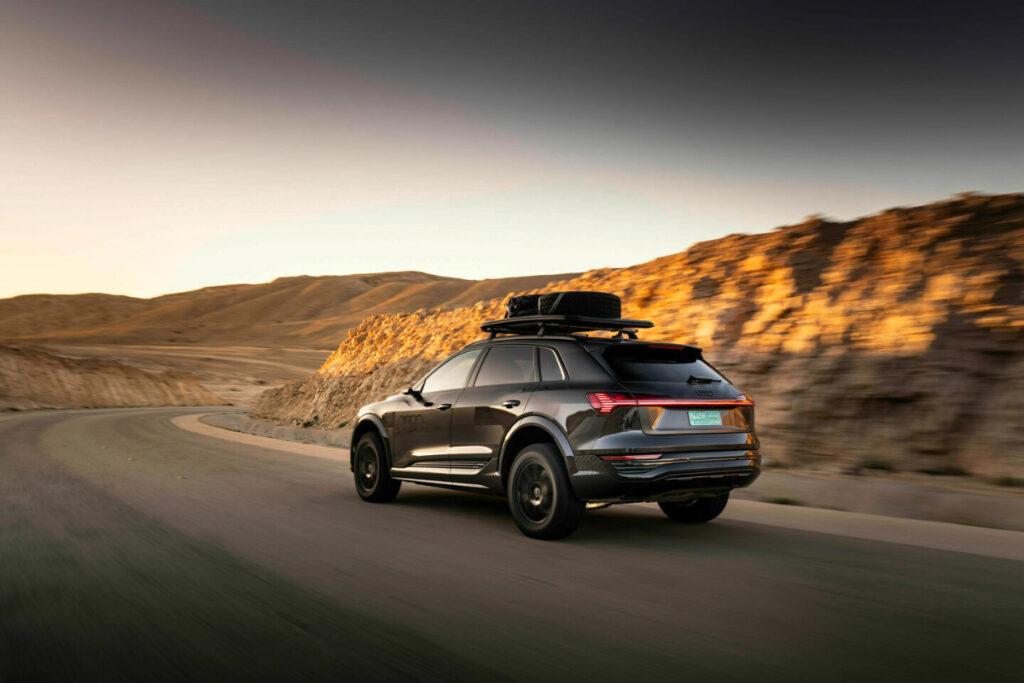 "와 이거 디자인이…" 오프로드 주행에 최적화된 전기 SUV, 모두의 시선 사로잡았다. 5 전기 SUV (5)