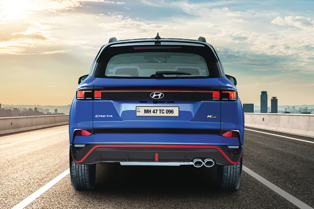 "사전계약만 벌써 8만 대?" 2천만 원대로 출시한 고성능 N 라인, 이건 못 참지… 5 N 라인 (5)