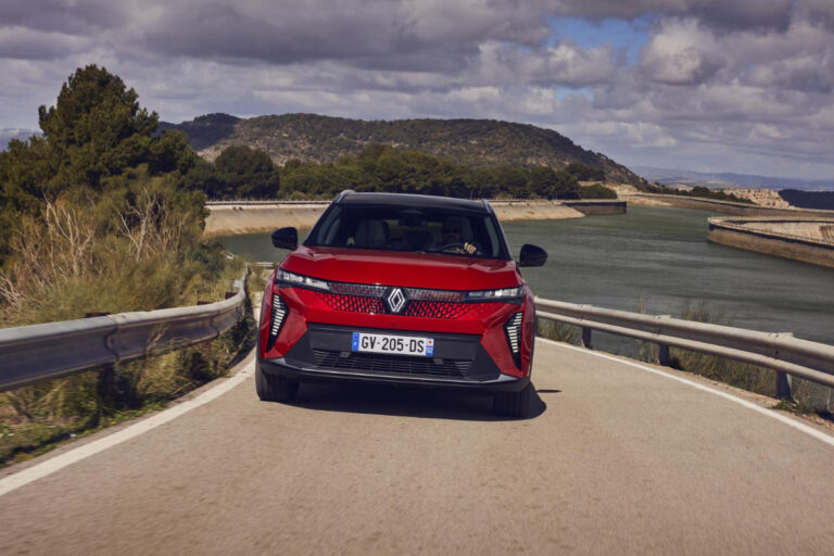 SUV