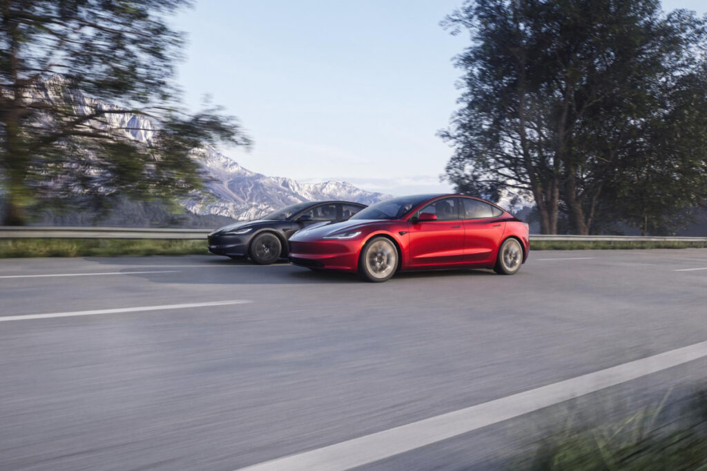 중형 전기 세단 (2)