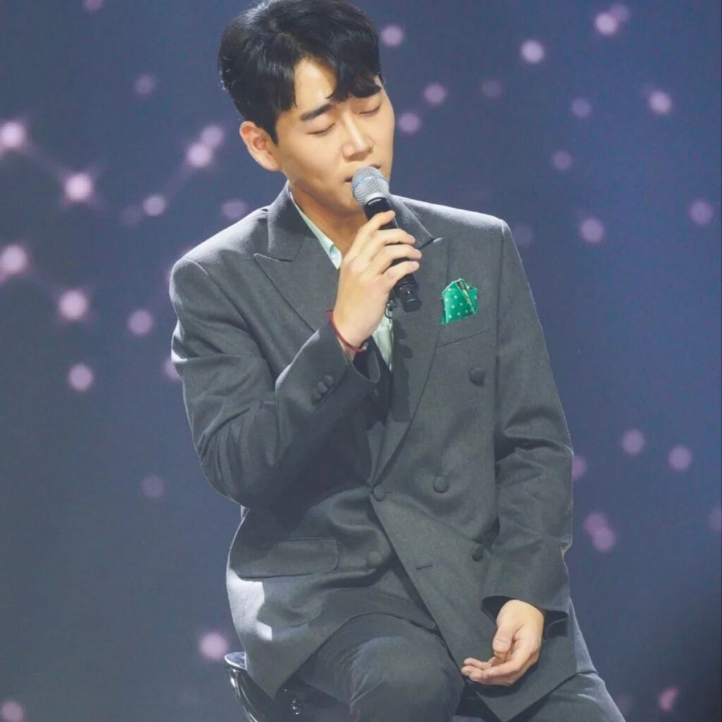 황영웅