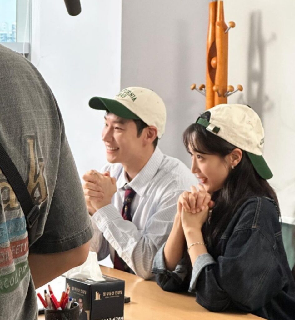 "그 좋은 직장을 1년 반 만에" .. 대기업 승무원까지 그만두고 연기를 선택한 여배우 3 대기업