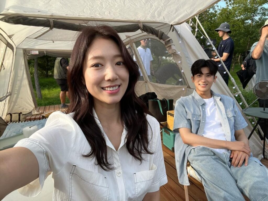 "도대체 누가 아기 엄마야?" .. 경력단절 NO, 출산 후 리즈 미모를 갱신하고 있는 그녀 2 아기 엄마