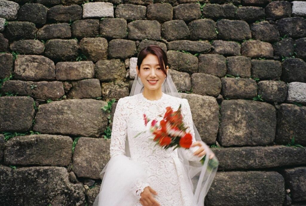 "도대체 누가 아기 엄마야?" .. 경력단절 NO, 출산 후 리즈 미모를 갱신하고 있는 그녀 4 아기 엄마
