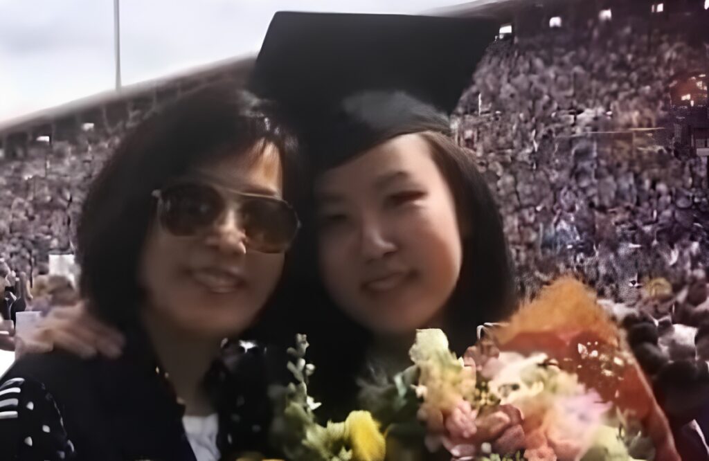 "자식 농사 잘 지었네" .. 명문대 자녀를 배출한 연예인들, 그 비결이 무엇일까 살펴봤더니? 5 자식 농사