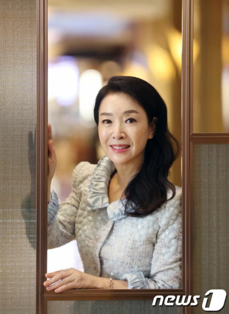 "연예계 대표 잉꼬부부였는데" .. 갑자기 이혼해 '위장 이혼설'까지 돌았던 사랑꾼 스타 부부 3 잉꼬부부
