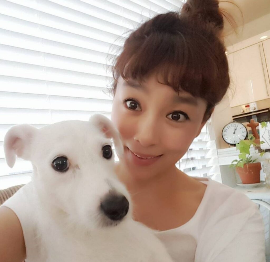 "아이를 좋아하지만.." 19년 차 결혼 생활 중인 여배우가 아이를 낳지 않는 이유 2 결혼 생활