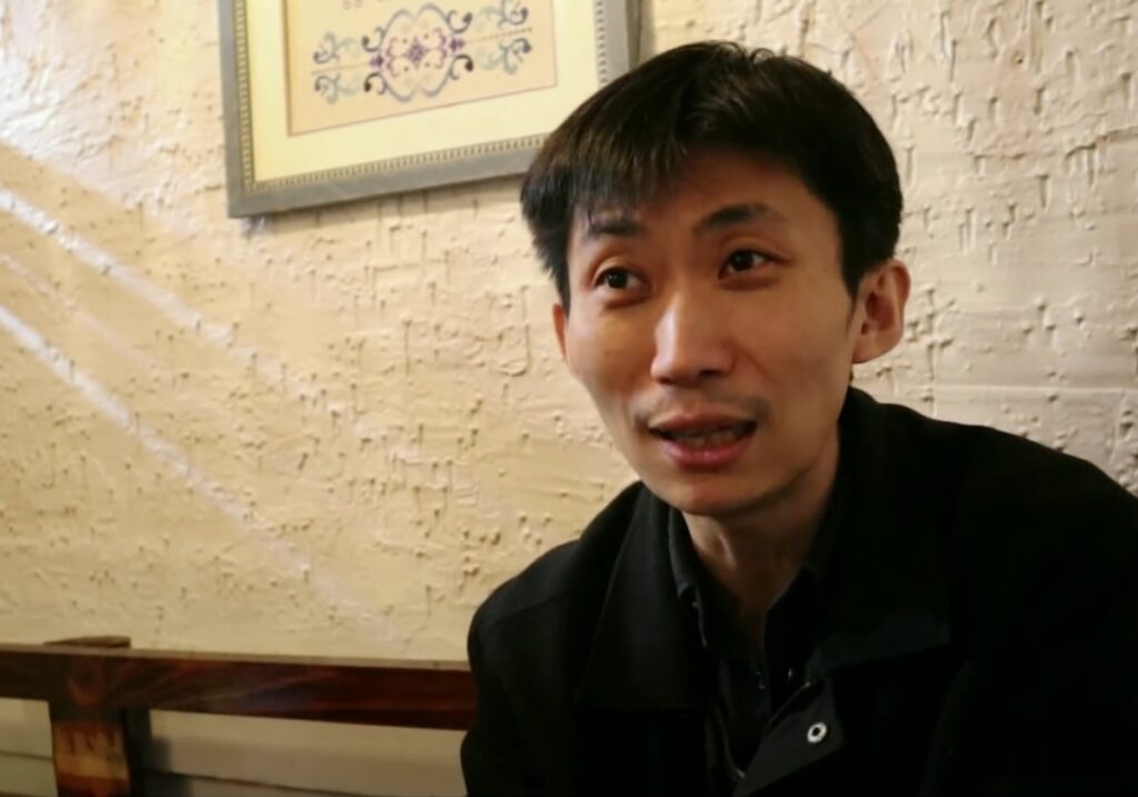 "그래도 한국이 좋아" ... 한국에서 추방 당했던 추억의 1세대 외국인 연예인 근황 4 추방
