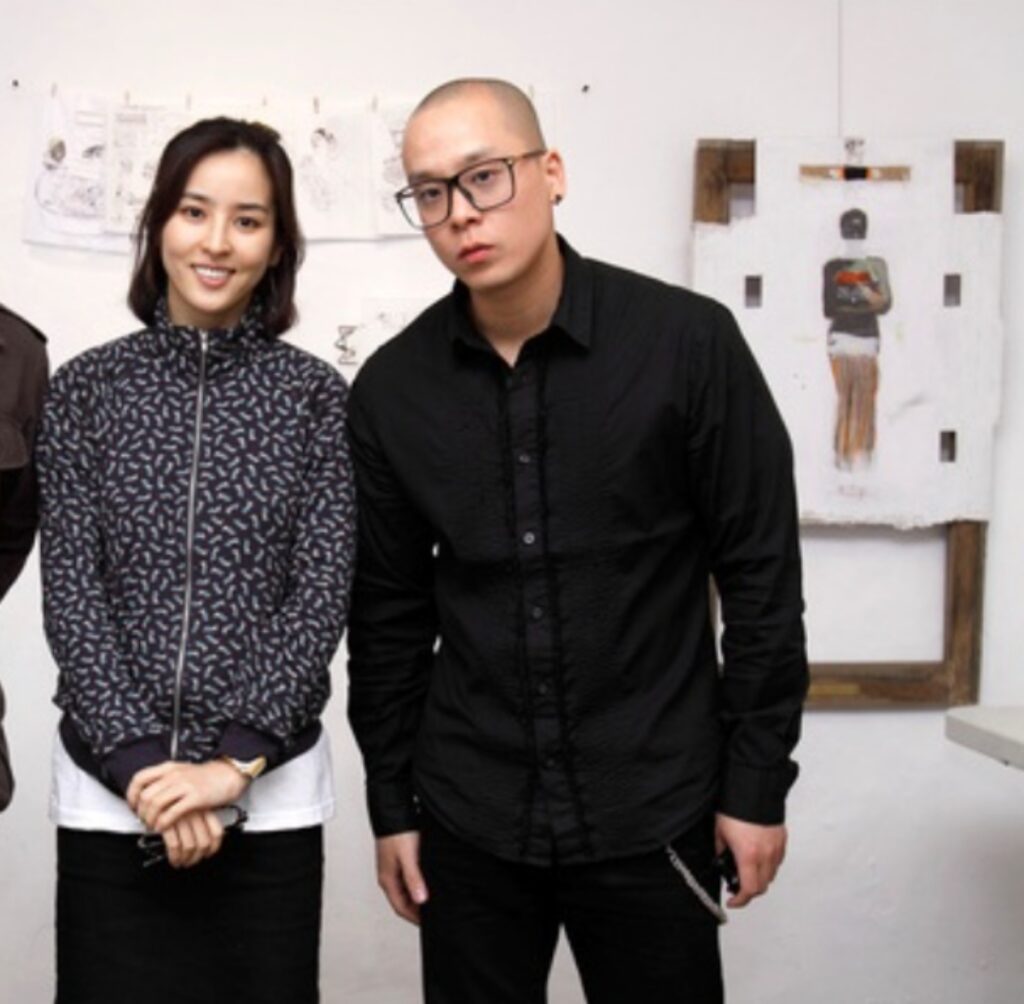 '환승 연애 NO' .. 9년 연애 후 다른 남자와 바로 결혼한 전 애인을 감싸준 가수의 정체 2 9년 연애