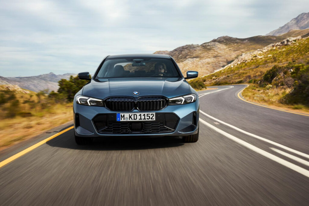 "C클래스보다 좋은데?" 더욱 업그레이드돼서 돌아온 BMW 3시리즈, 출시 일정은? 7 BMW 3시리즈 (7)