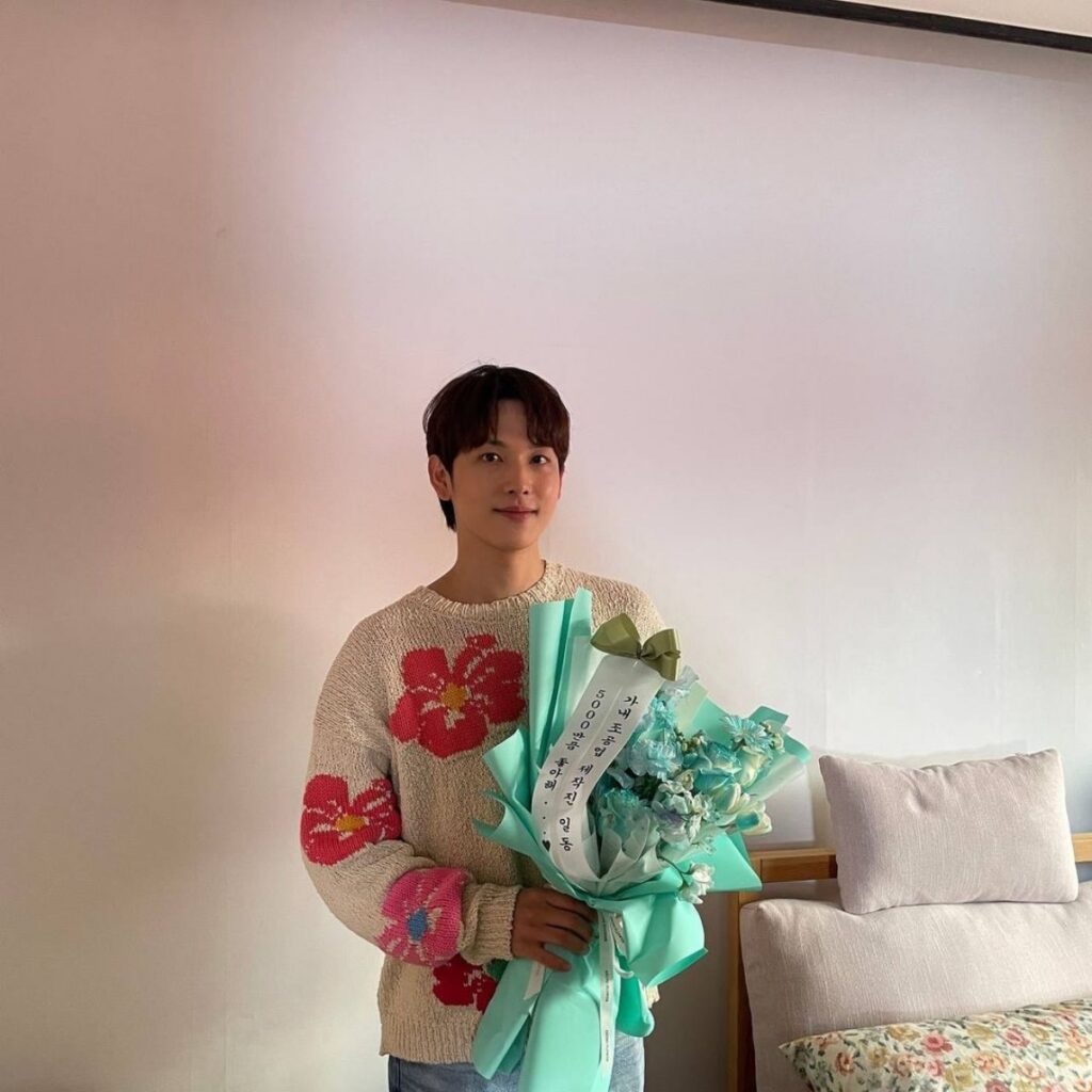 "이 정도일 줄은 몰랐는데" .. 어린 시절 머리까지 좋았던 전교 1등 출신 연예인들♥ (+ 이찬원도?) 4 전교 1등