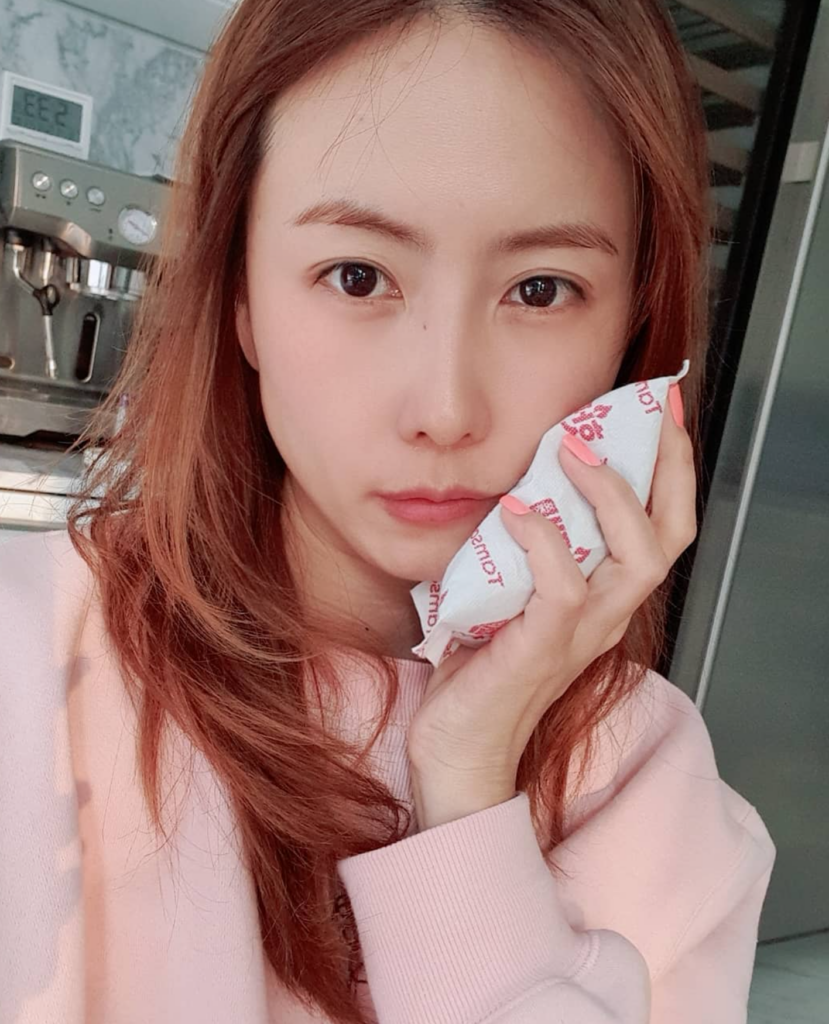 "얼마나 상처받았으면..." 9살 때 헤어진 아버지를 결혼식에 초대하지 않은 여배우 2 9살