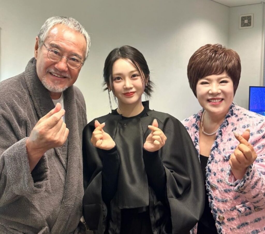 홍지윤