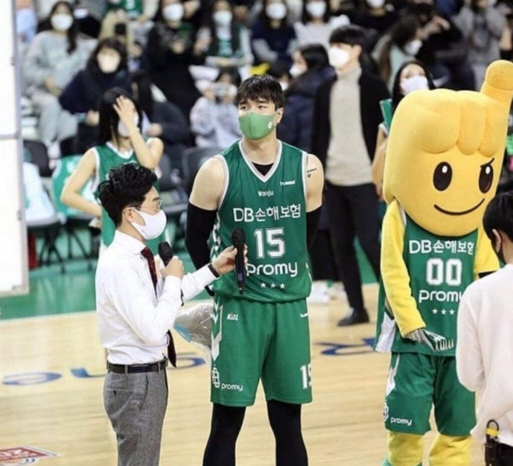 황정음
