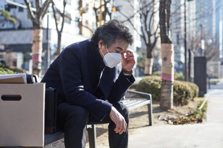 비자발적 실직자