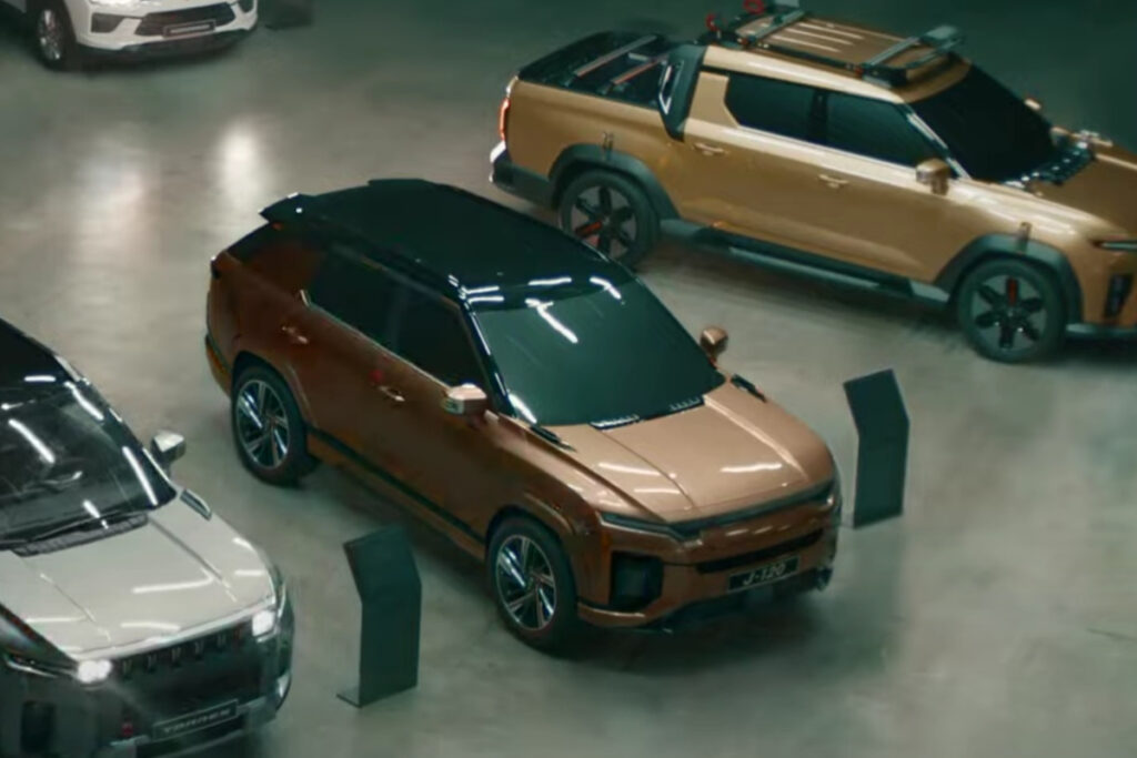 "15년 만에 부활?" 신차 출시 예고한 KG 모빌리티, 굳이 이래야만 했을까? 2 KG 모빌리티 (2)