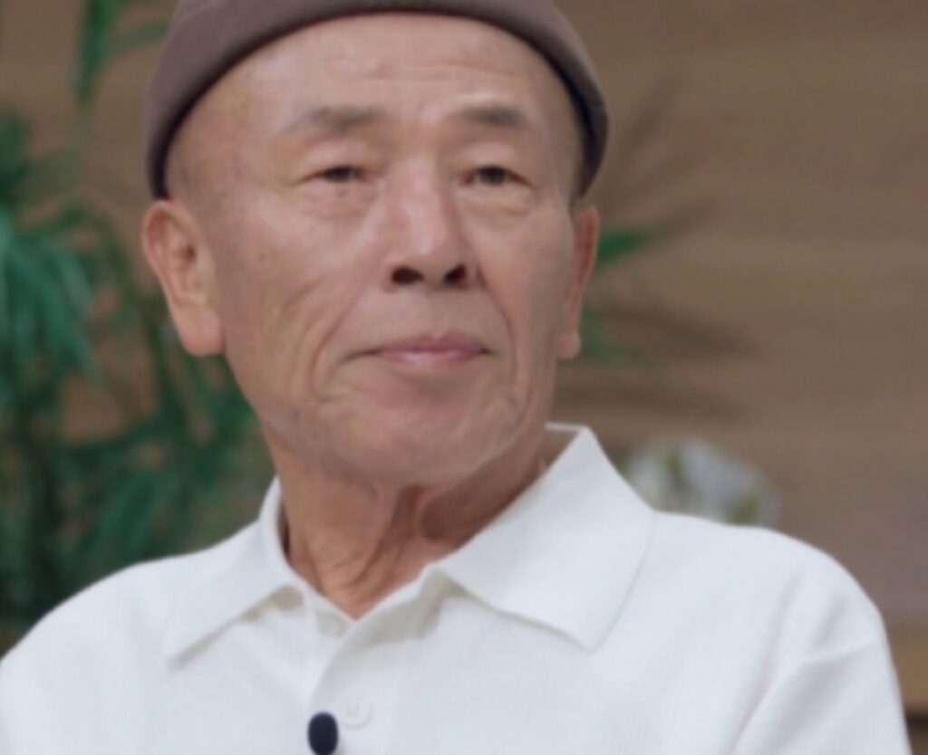 "농약 마시고 죽을 뻔..." 1000평 저택에서 딸과 단둘이 사는 배우의 사연 2 배우