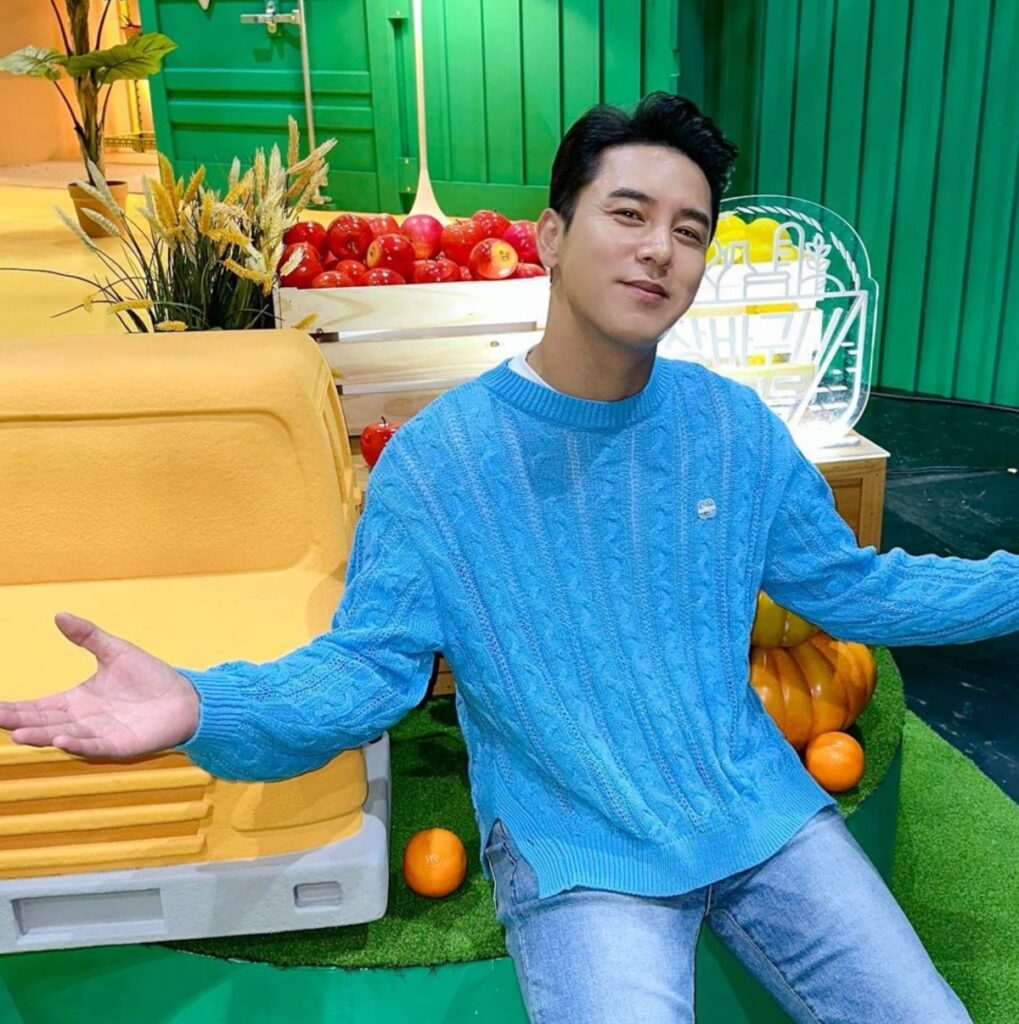 "잘 되는 데는 이유가 있다니까" ... 가수 장민호, 경호원의 아버지 장례식장에 직접 찾아간 사연 2 장민호