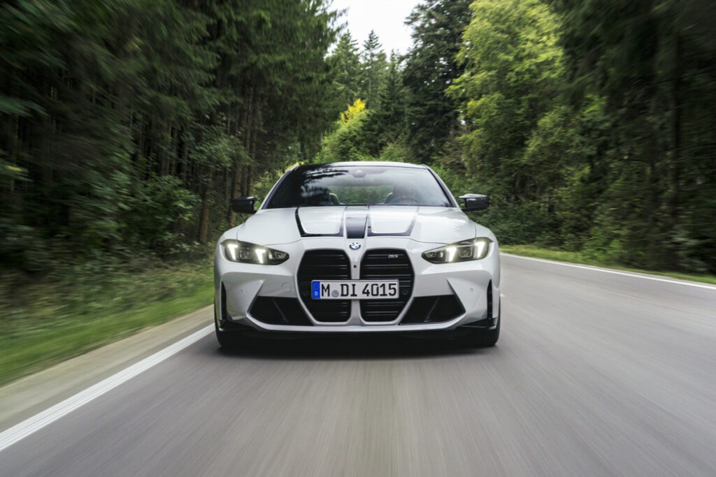 "폭발적인 주행성능과 압도적인 디자인" 드디어 출시된 BMW 뉴 M4 쿠페·컨버터블 2 BMW (2)