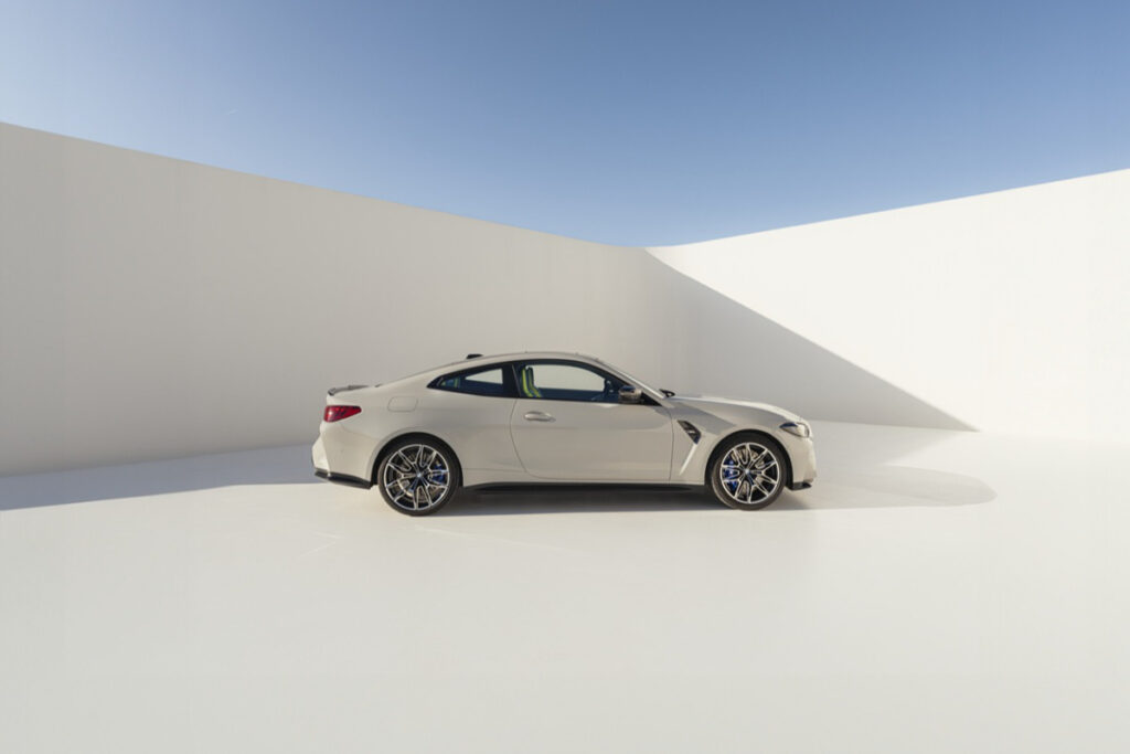 "폭발적인 주행성능과 압도적인 디자인" 드디어 출시된 BMW 뉴 M4 쿠페·컨버터블 4 BMW (4)