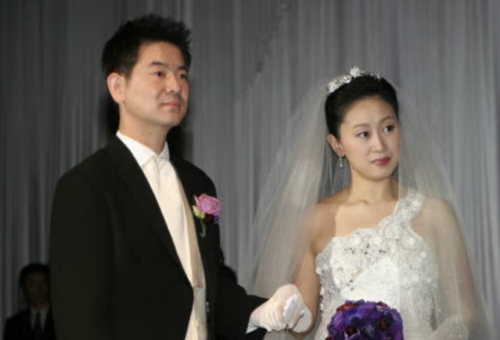 "아빠 때문에" ... 아버지의 십년지기 술친구와 결혼한 방송인 4 아버지