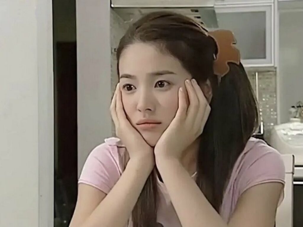 "18살에 임신" ... 남편 없이 혼자서 국민 배우 키워낸 어머니 4 배우