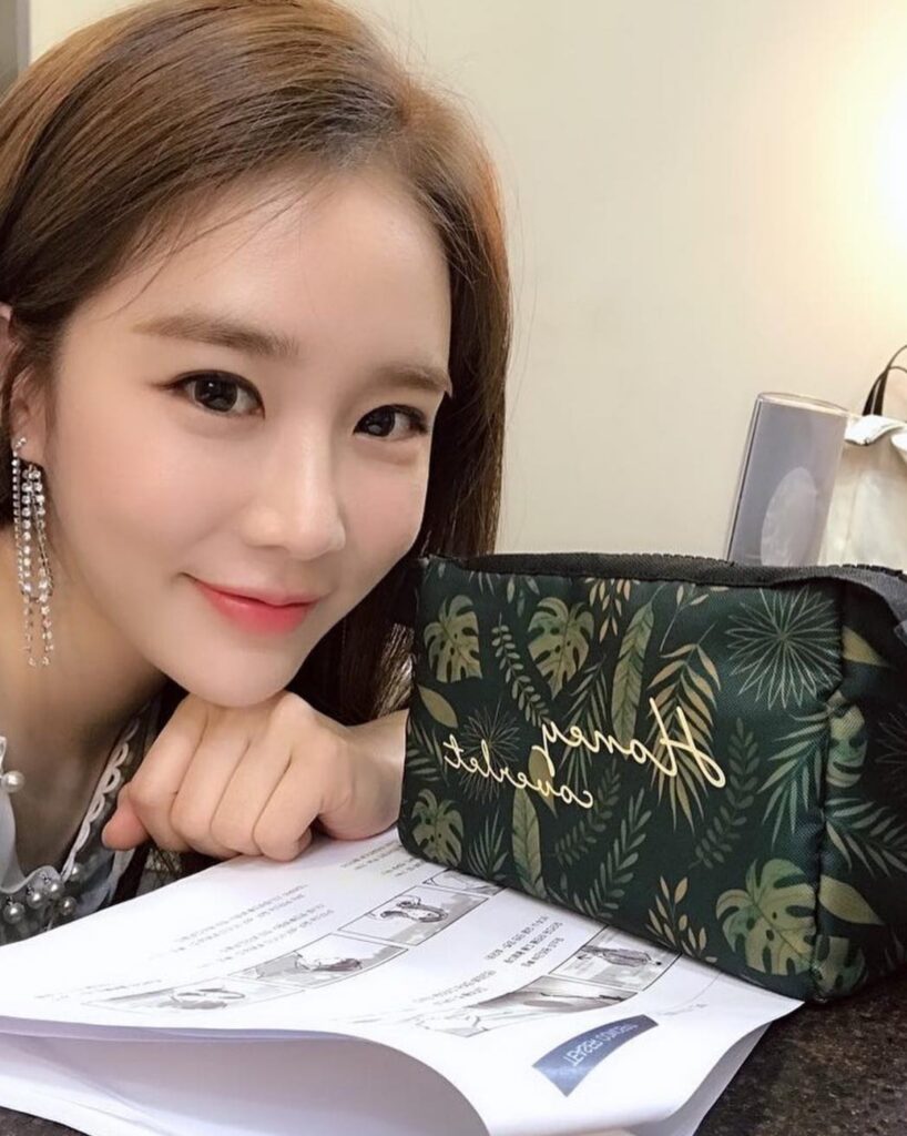 배우