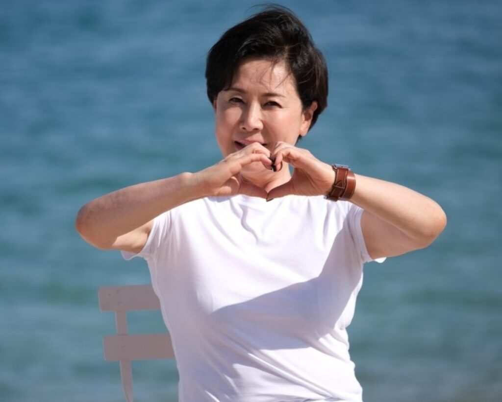 '40년 동안 짝사랑했다'.. 동료마저 홀려버린 그 시절 그 여배우 4 여배우