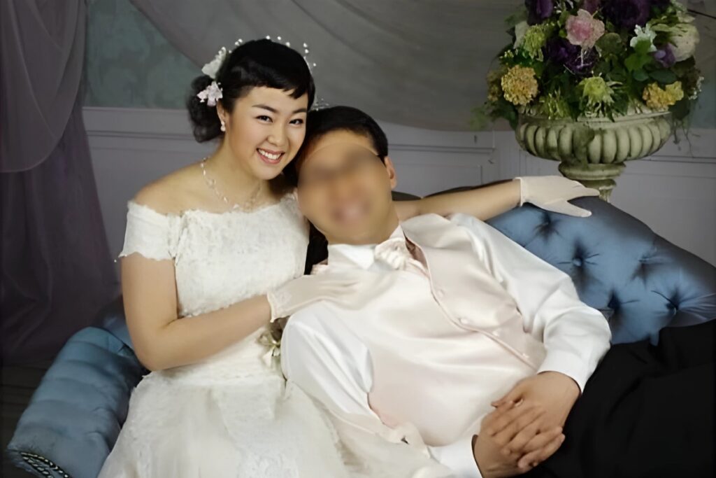 "재혼 안 한다더니".. 3개월 만에 임신해 결혼한 여배우 1 여배우