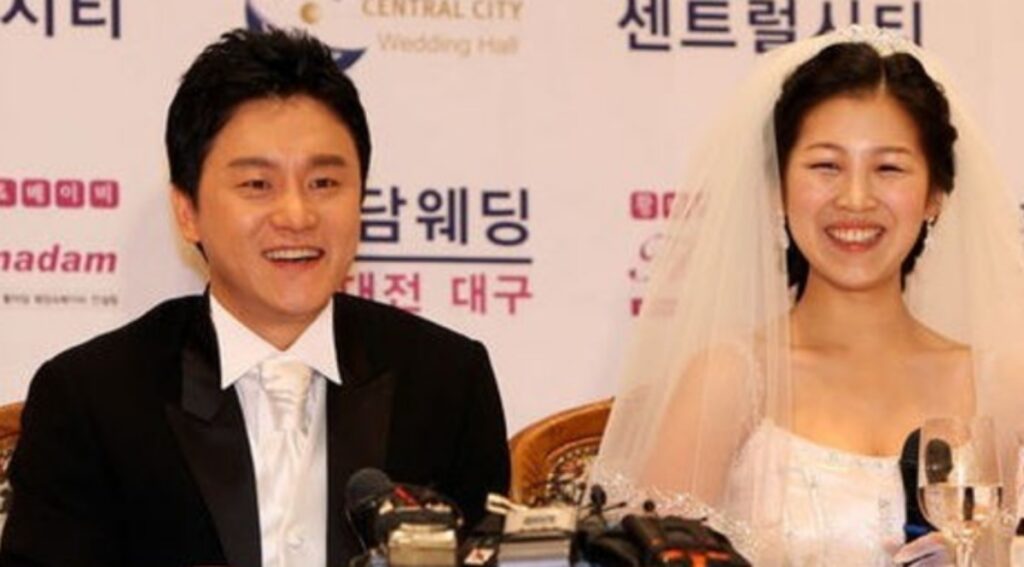 아파트를 선물 한 12살 연하 아내의 정체 4 아파트