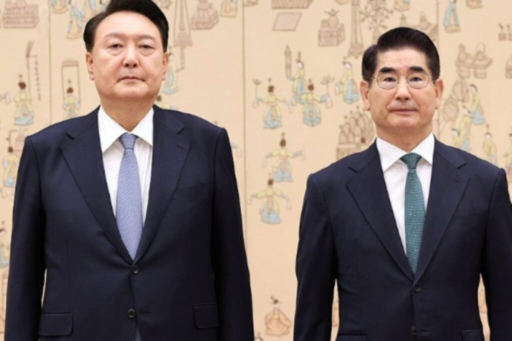 '참으로 부끄럽다' .. 그도 대통령을 감쌀 순 없었다 2 대통령