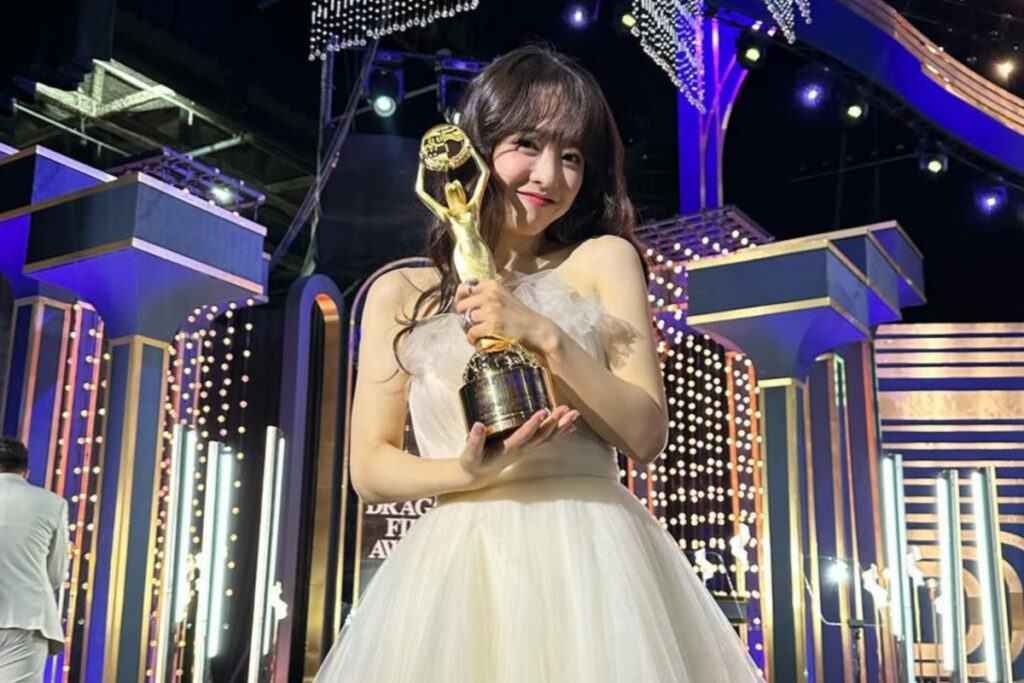 학창 시절 왕따 겪었던 그녀, 이제는 톱배우로 성공 1 왕따