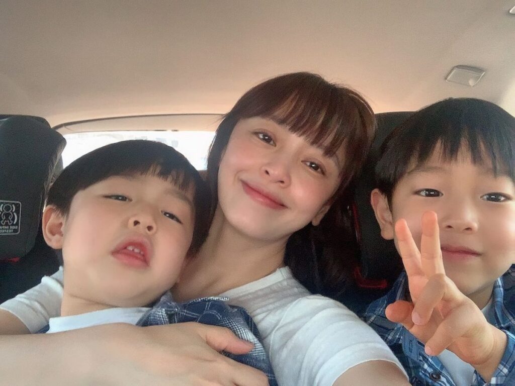 방송 출연까지 한 강성연 부부, '1년 전 이미 이혼' 4 이혼