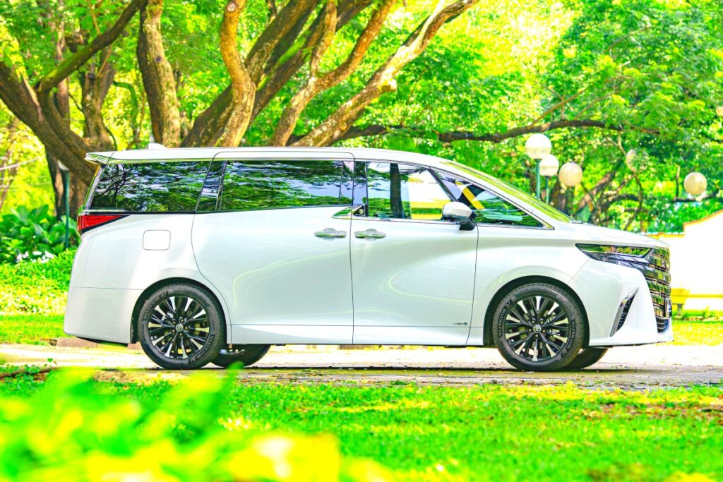 "한국 출시하면 대박 칠까"… 럭셔리 미니밴에 커지는 '기대감' 1 미니밴