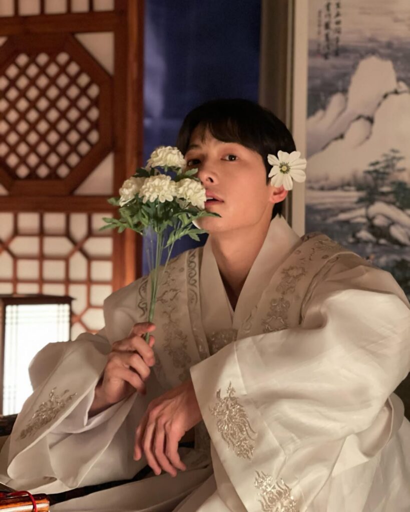 '39세' 송중기, 여전히 '10대' 같은 동안 비결… "별거 없네?" 2 송중기