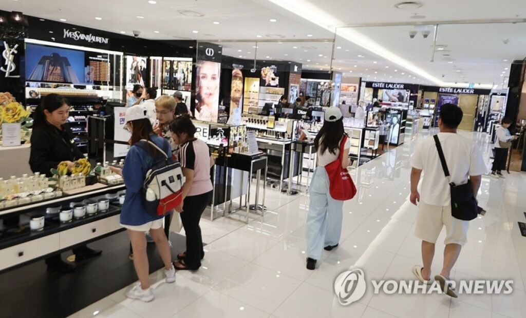 "중국인들에게 절대 팔지 마" .. 한국서 명품 쇼핑하던 중국인들의 '실체' 3 중국