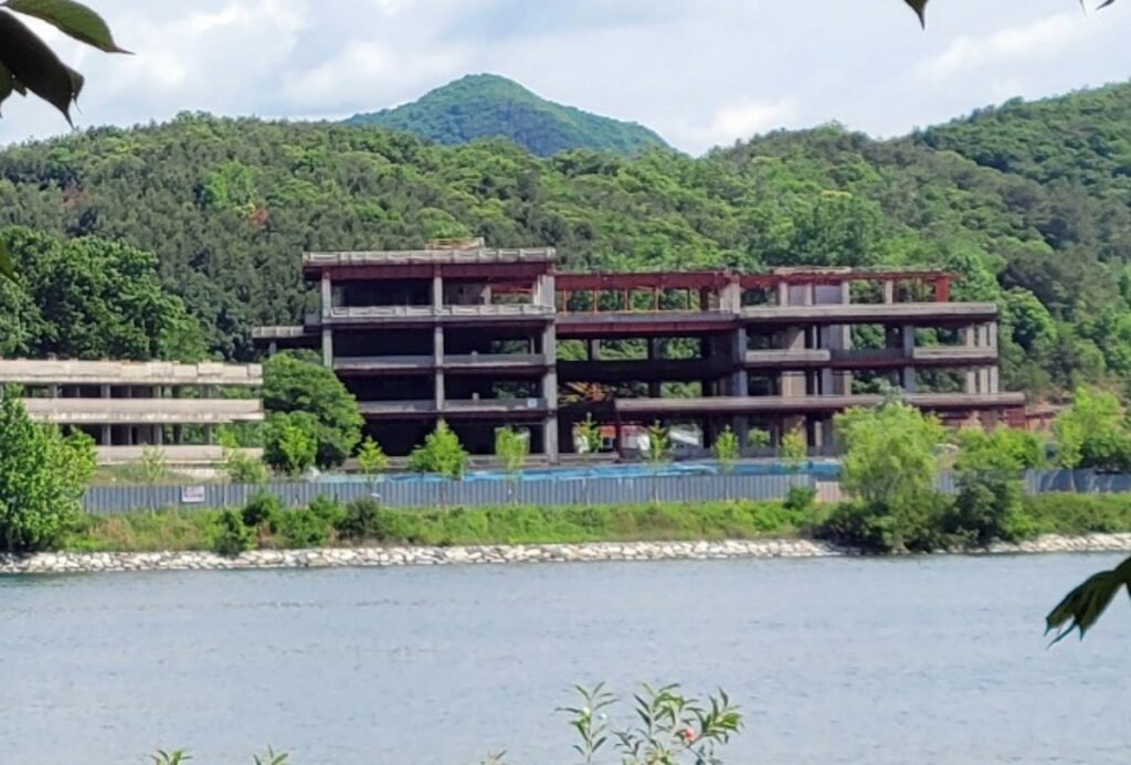천만