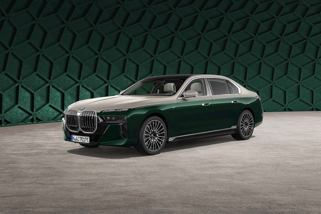 1분 안에 사라질 수도 "또 놓치면 후회할걸"… BMW, 한정판 차량 공개되자 '열광' 6 BMW