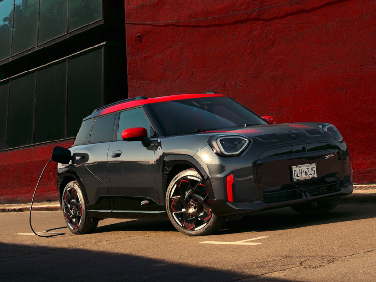 MINI 코리아 더 뉴 올-일렉트릭 MINI JCW 및 더 뉴 올-일렉트릭 MINI JCW 에이스맨 사전 예약 실시