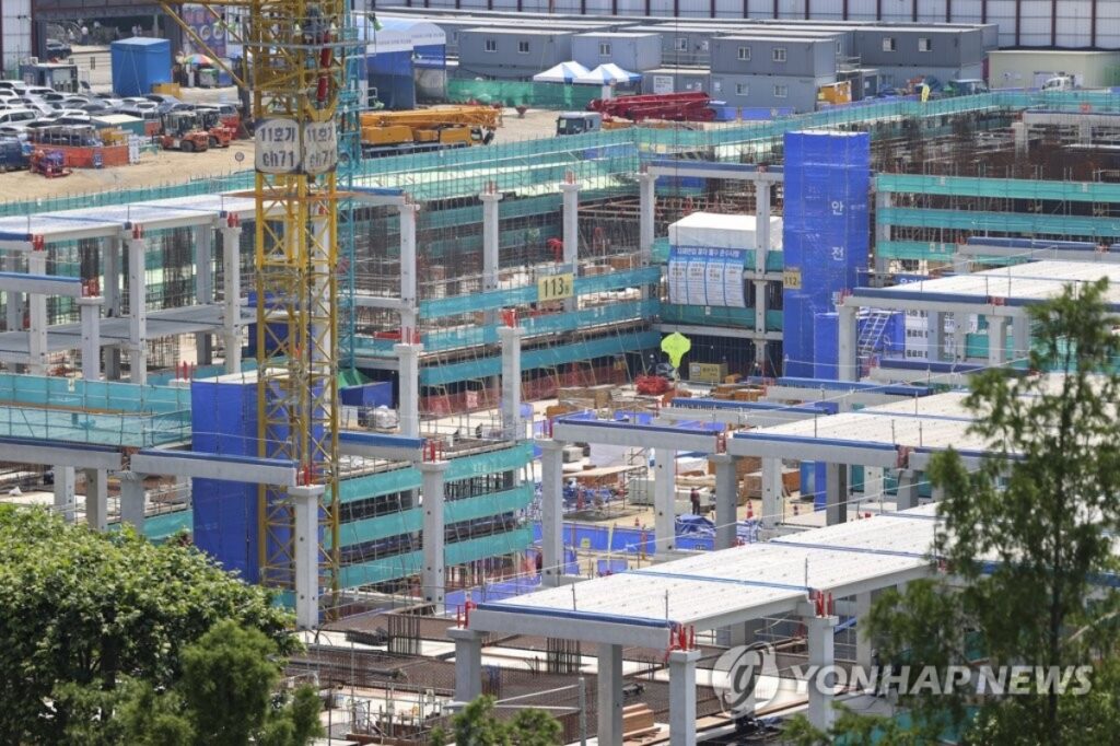 건설업 흔들리자 "우리 회사까지 파산?"… 섬뜩한 경고에 업계 '초비상' 7 건설업