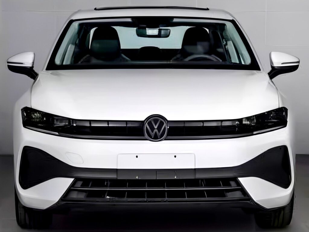 아반떼 닮은 세단? 확 바뀌더니 "소비자 취향 정조준" ... 관심도 '급상승' 2 아반떼