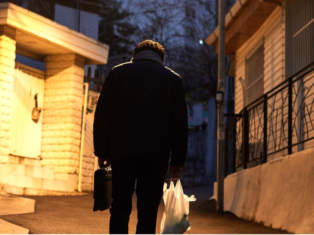 "사각지대에 놓인 중장년층"… 벼랑 끝으로 내몰린 5060의 현실 '어쩌나' 1 5060