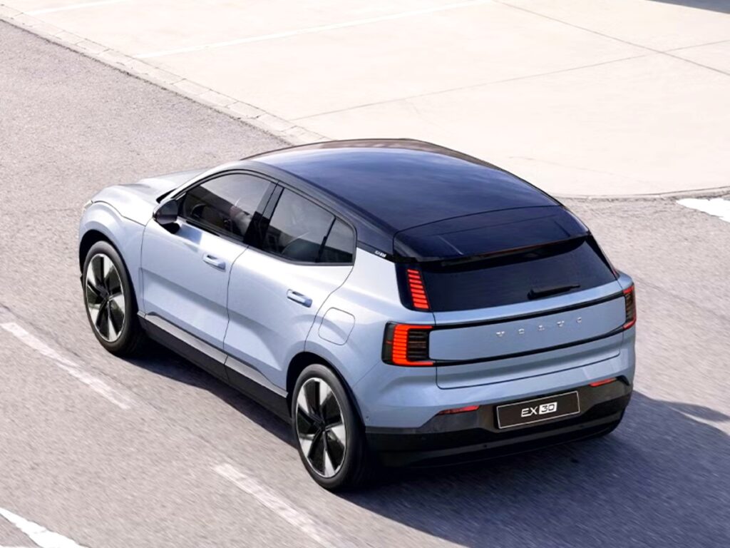 "2천만 원 더 싸다".. 한국인 사랑 독차지한 SUV, 판매량 239배 '증가' 4 suv