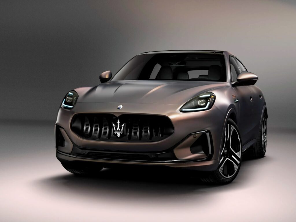"제네시스 고민하고 있었는데" ... 한국 SUV 시장 접수하러 온 럭셔리 車의 '정체' 4 제네시스