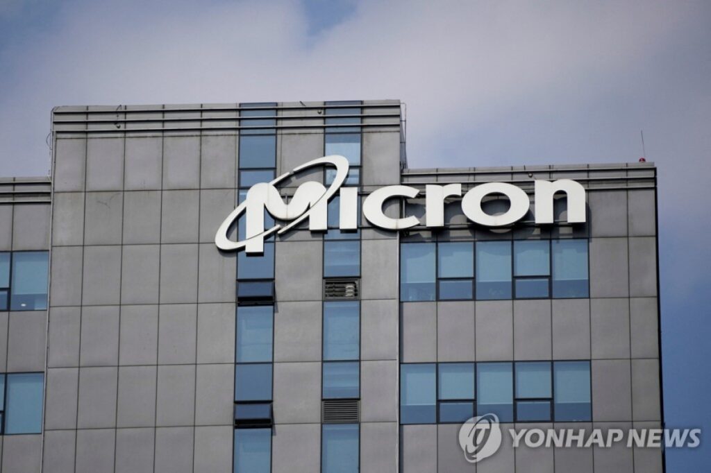 "10년 독점한 韓 먹거리 빼앗긴다"… '단골손님'마저 돌아서자 삼성·SK '초비상' 3 삼성